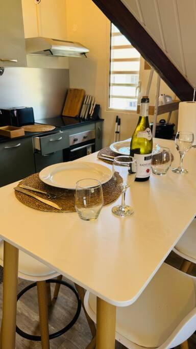 Apartamento T2 Le Cosy, Au Coeur De Montjoly, Parking, Clim Remire-Montjoly Exterior foto